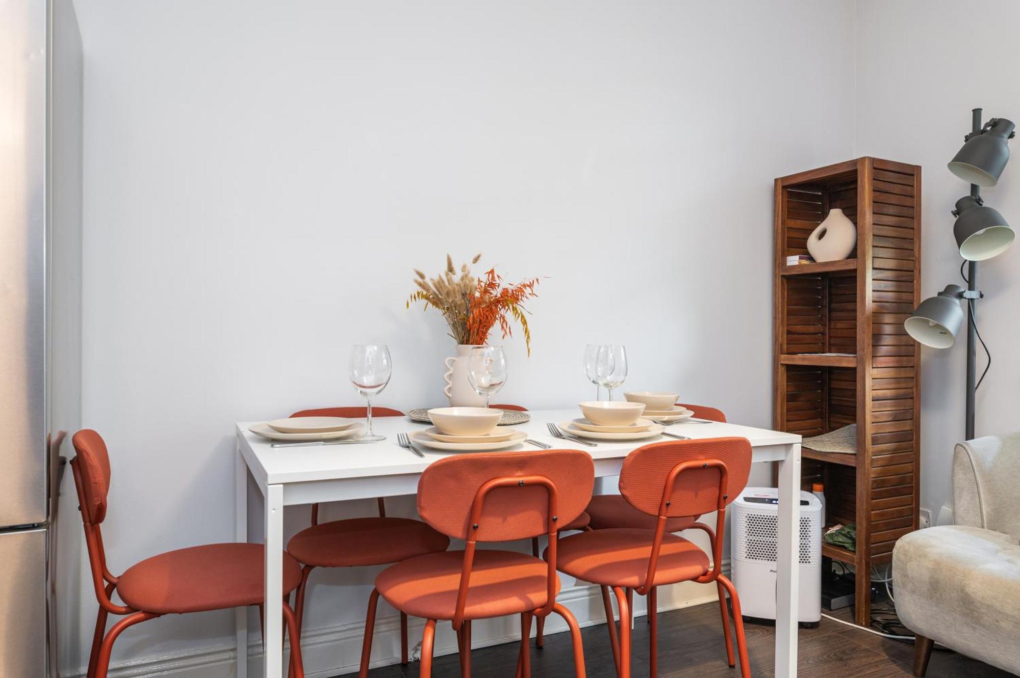 Lovely 2-Bed Apartment In The Heart Of Dublin City — Photos 3